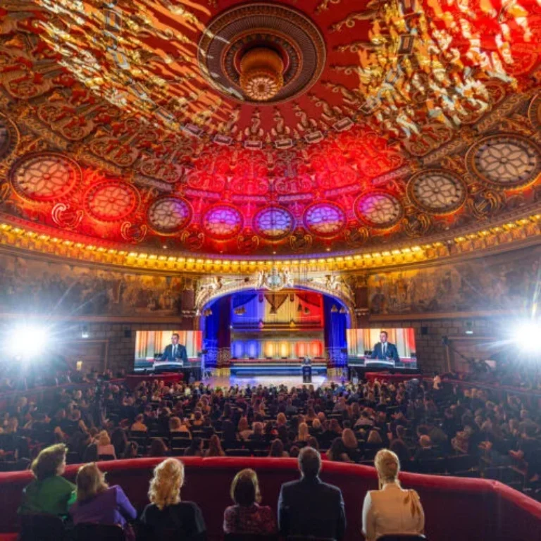 Gala CONAF Women In Economy marchează o victorie pentru antreprenoare: angajamentul premierului pentru reprezentarea de gen în proporție de 50%