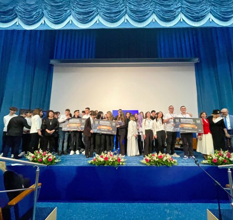 Competiția ideilor de afaceri ”Maratonul pentru Educație Antreprenorială” – ediția a II a – a debutat cu succes în Galați Marele premiu al semifinalei județene a fost adjudecat de echipa de elevi a Liceului Teoretic ”Emil Racoviță cu proiectul PetIT